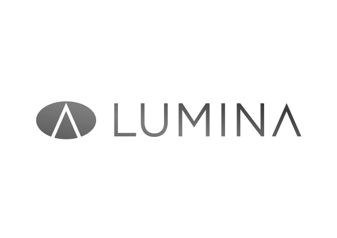 Logo Lumina, brand italiano di design di prodotti per l'illuminazione che ha come punti di forza l’abilità costruttiva e il controllo qualità a servizio di lampade essenziali e tecnologiche.