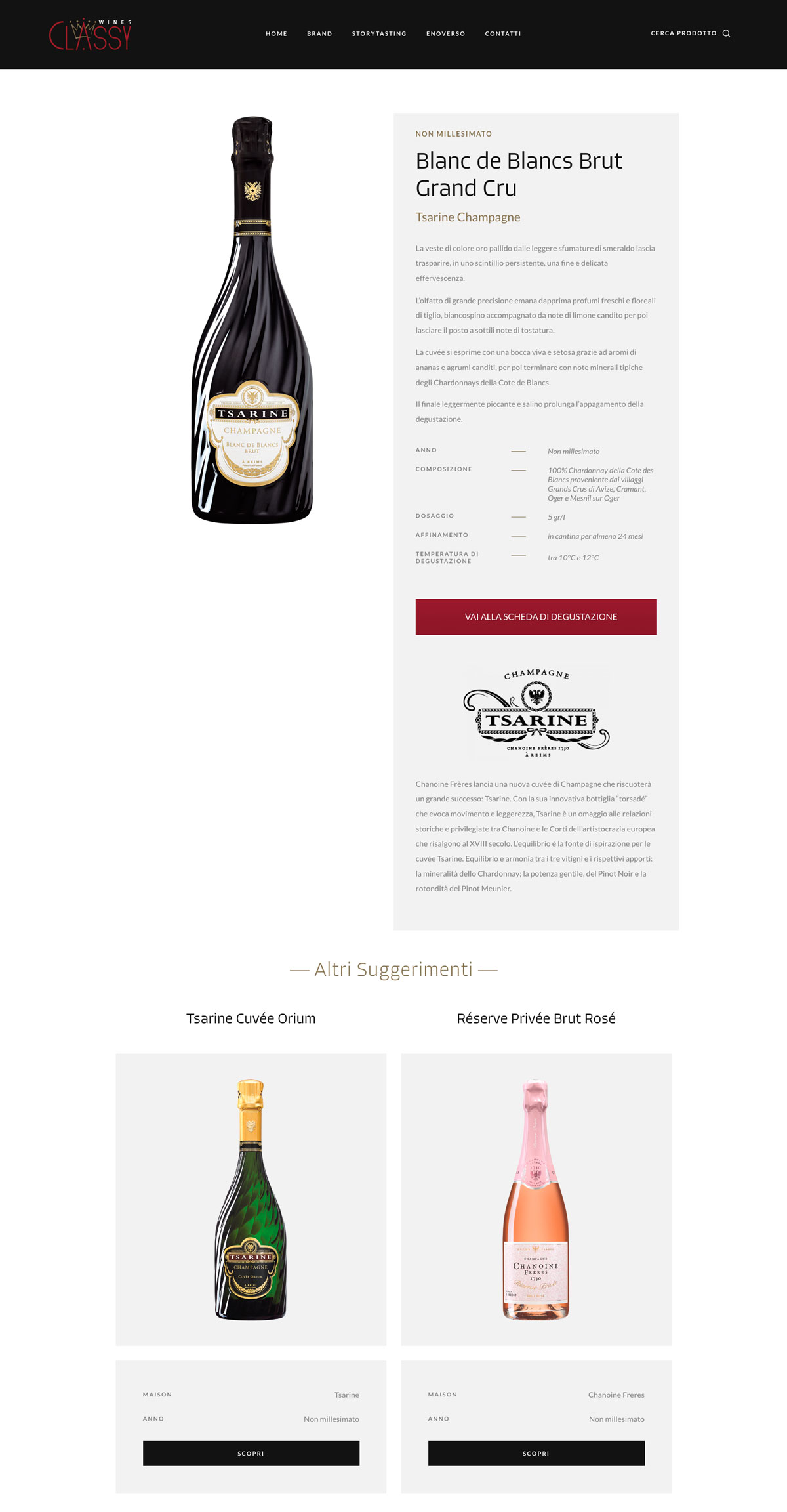 Schermata del sito web con focus su una bottiglia di vino "Blanc de Blancs Brut Grand Cru" con dettagli e sotto raccolta di altre bottiglie.